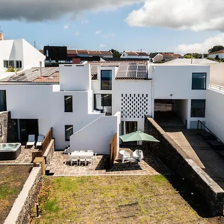 Oceanside Village 1 * Lagoa (Azores)